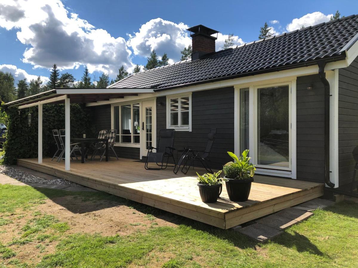 Modern lakeside cottage&boat near Isaberg Kavsjo Eksteriør billede